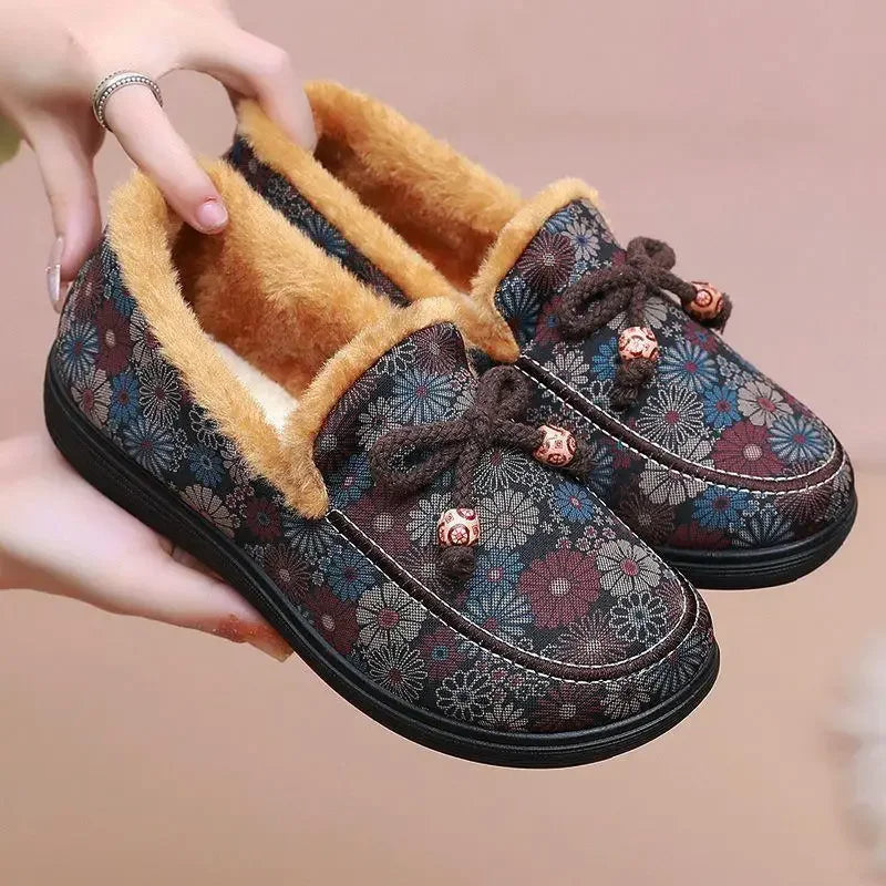 charentaise femme originale