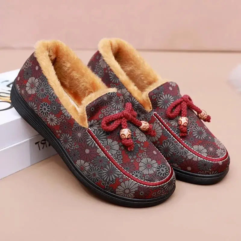 charentaise femme originale